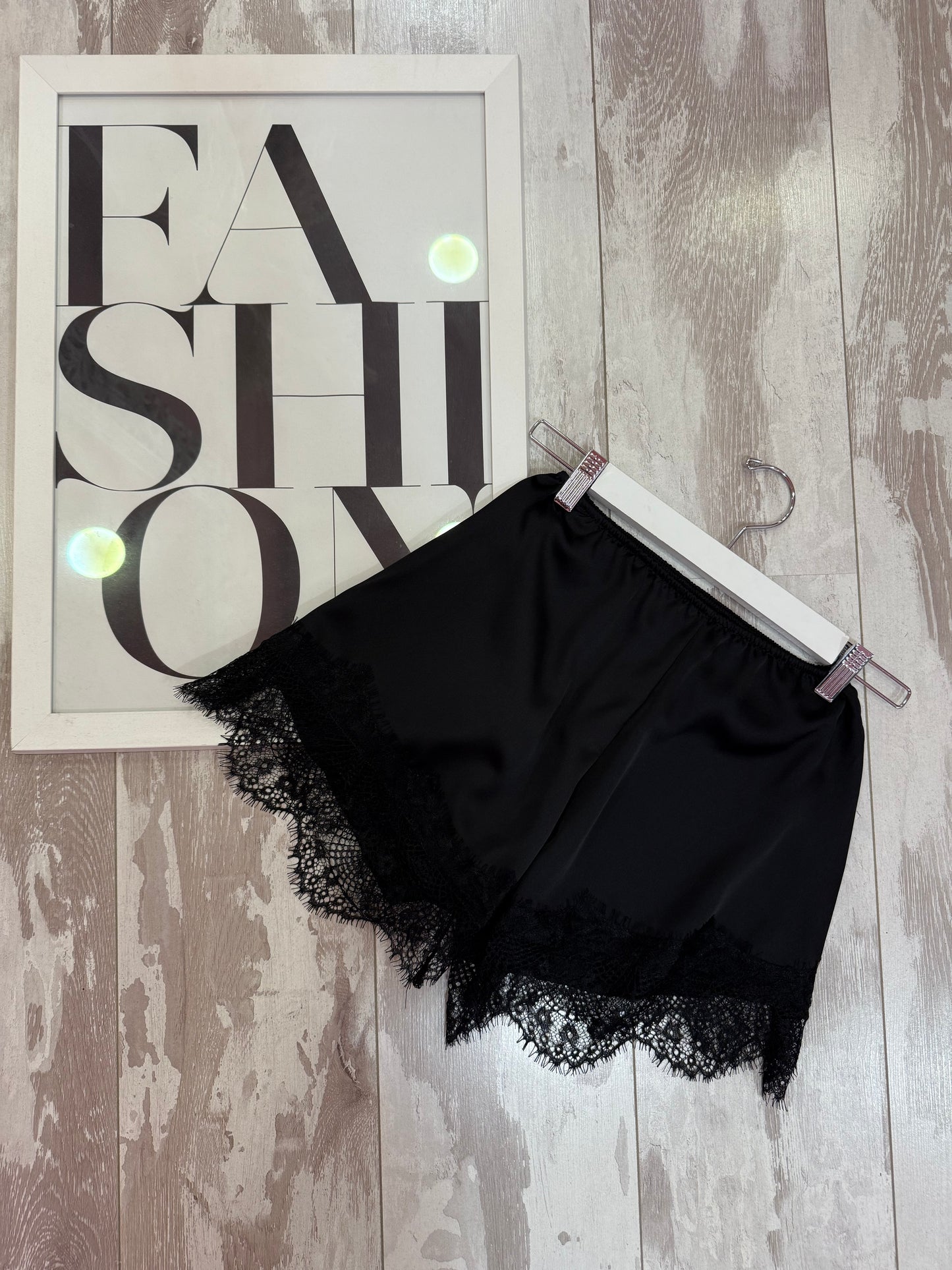 SHORTS SATIN E PIZZO 2 COLORI
