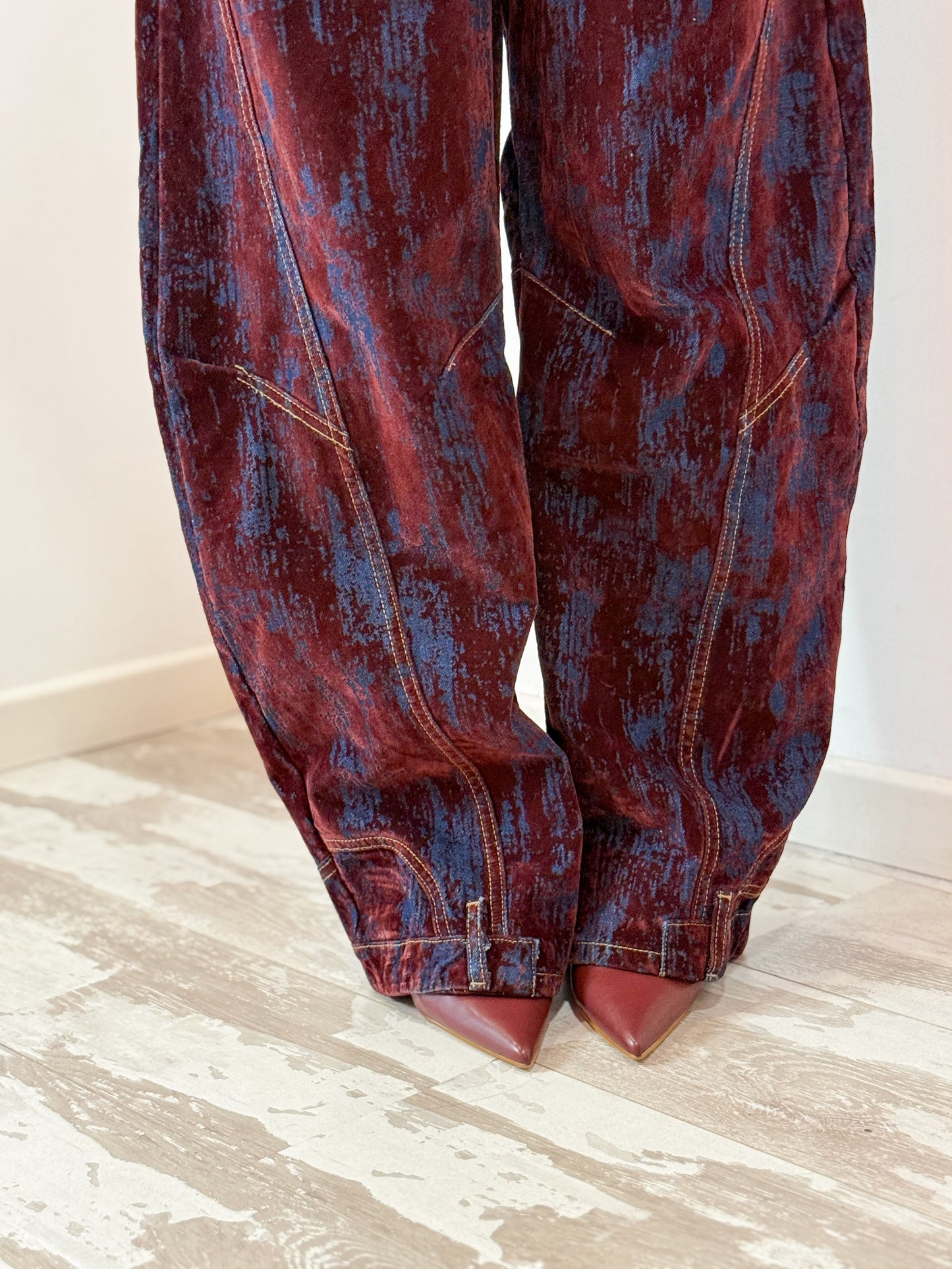 JEANS CON INSERTI BORDEAUX