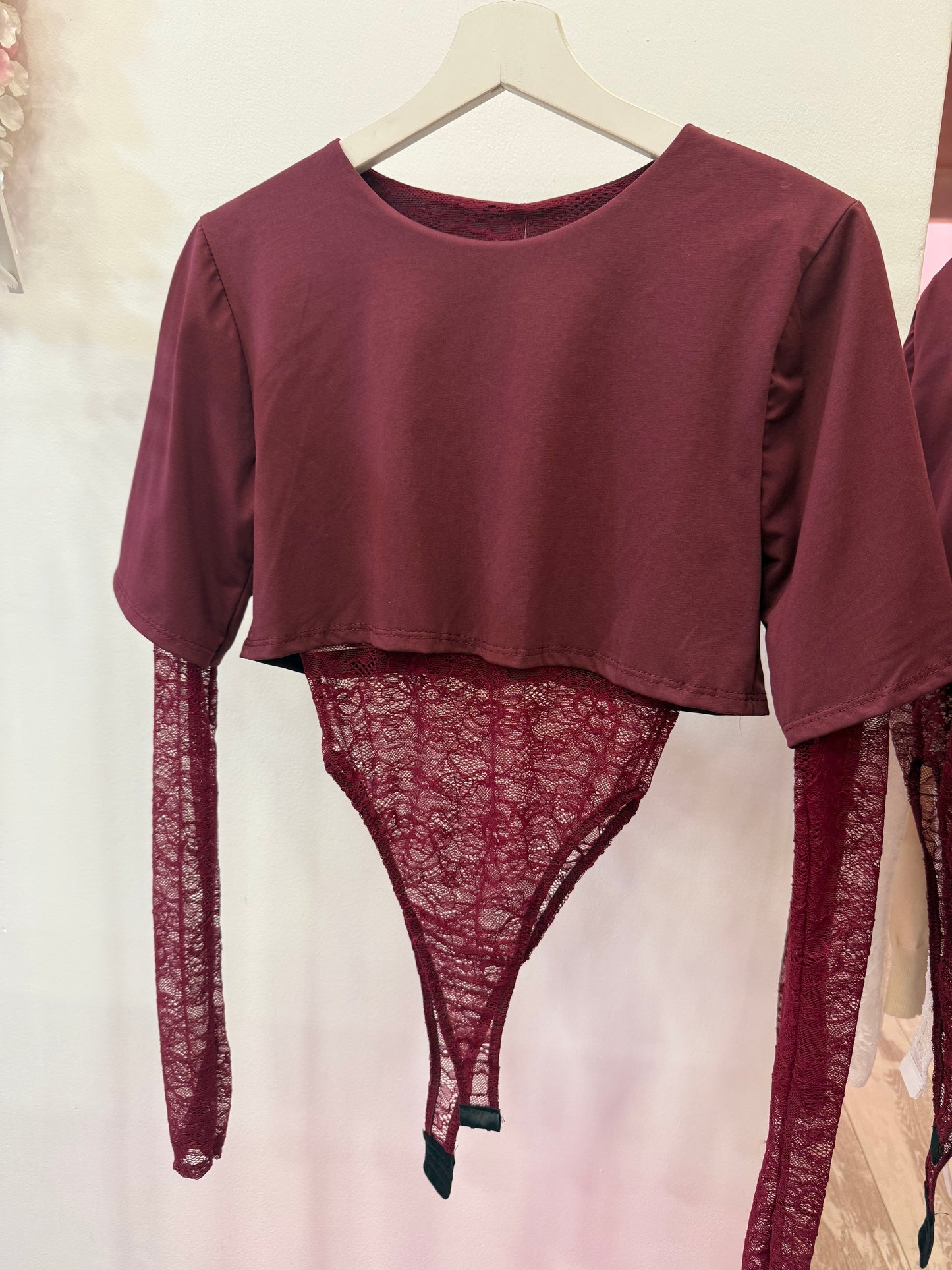 T shirt crop e pizzo 3 colori