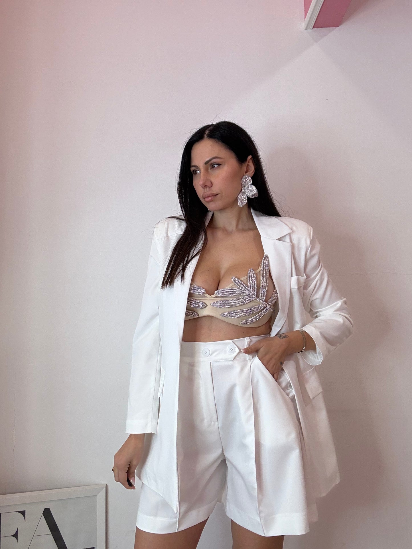 Bralette virale nude e bianca