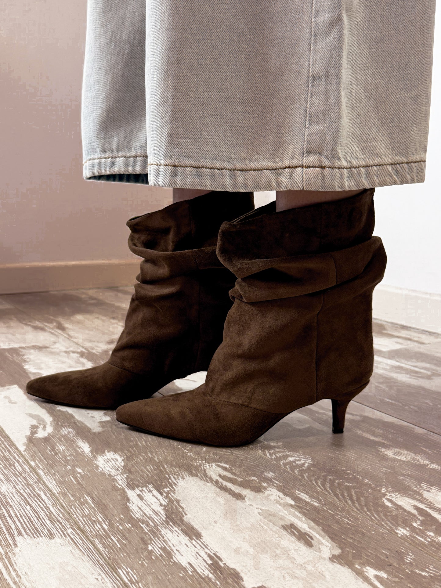 STIVALETTO MARRONE SCURO