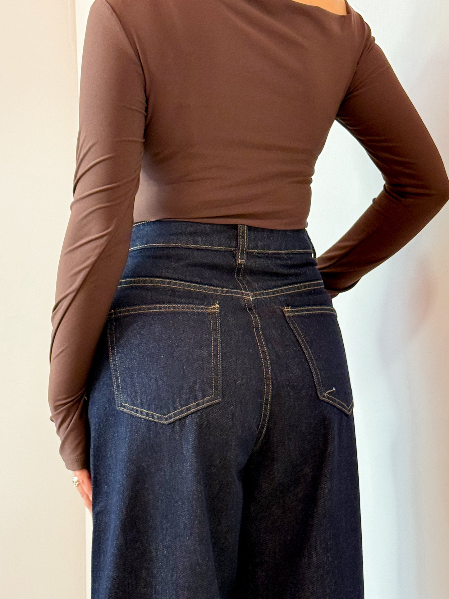 JEANS RISVOLTINO MARRONE