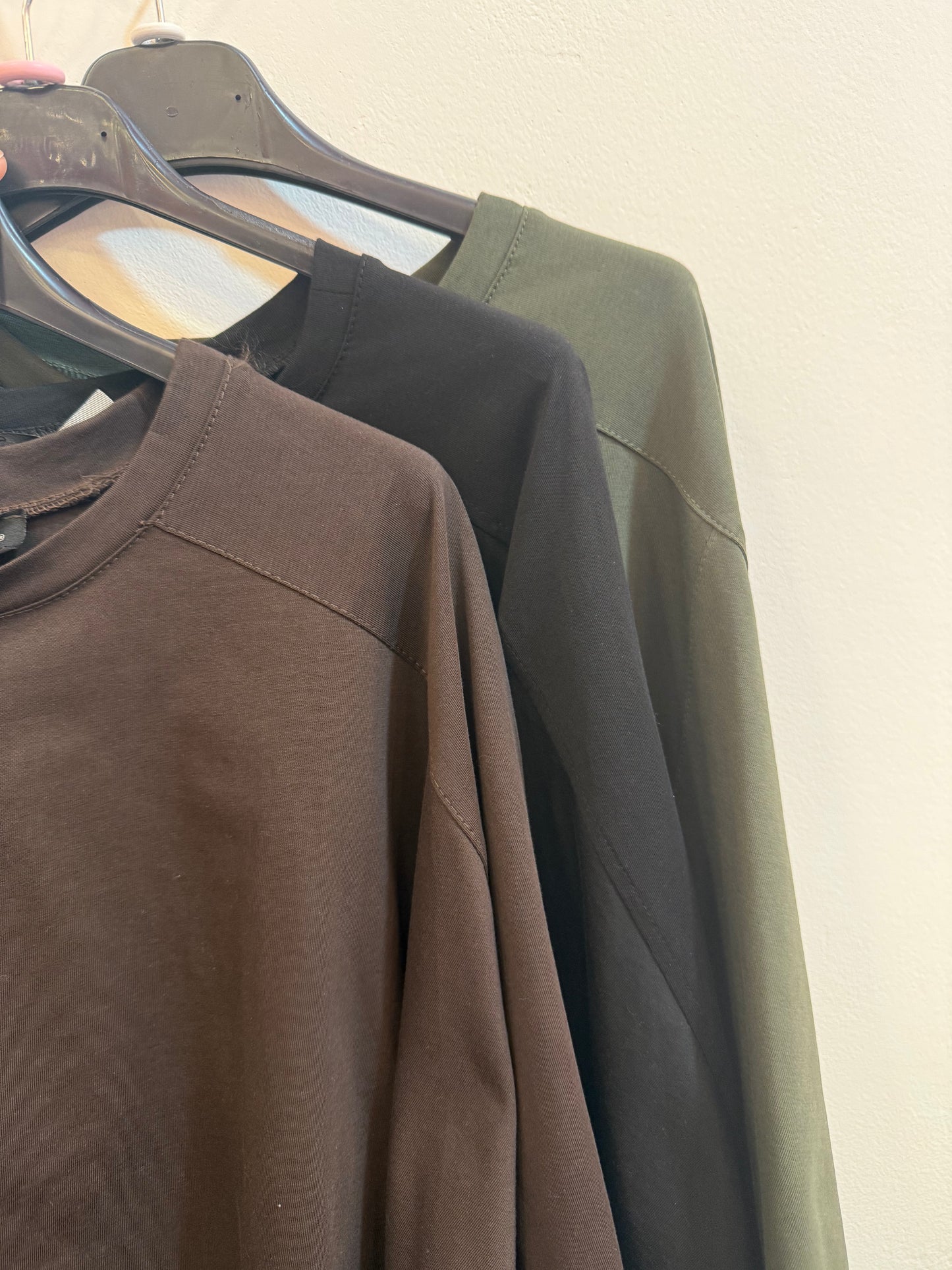 T shirt just over 5 COLORI