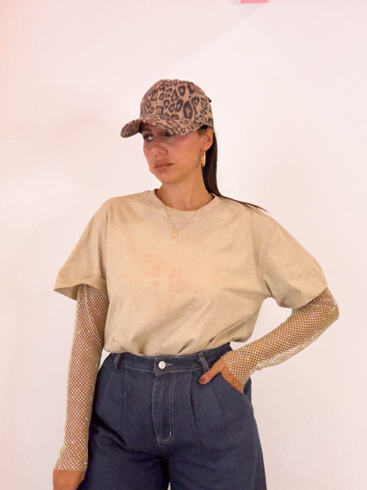 T-shirt manica a rete con strass 2