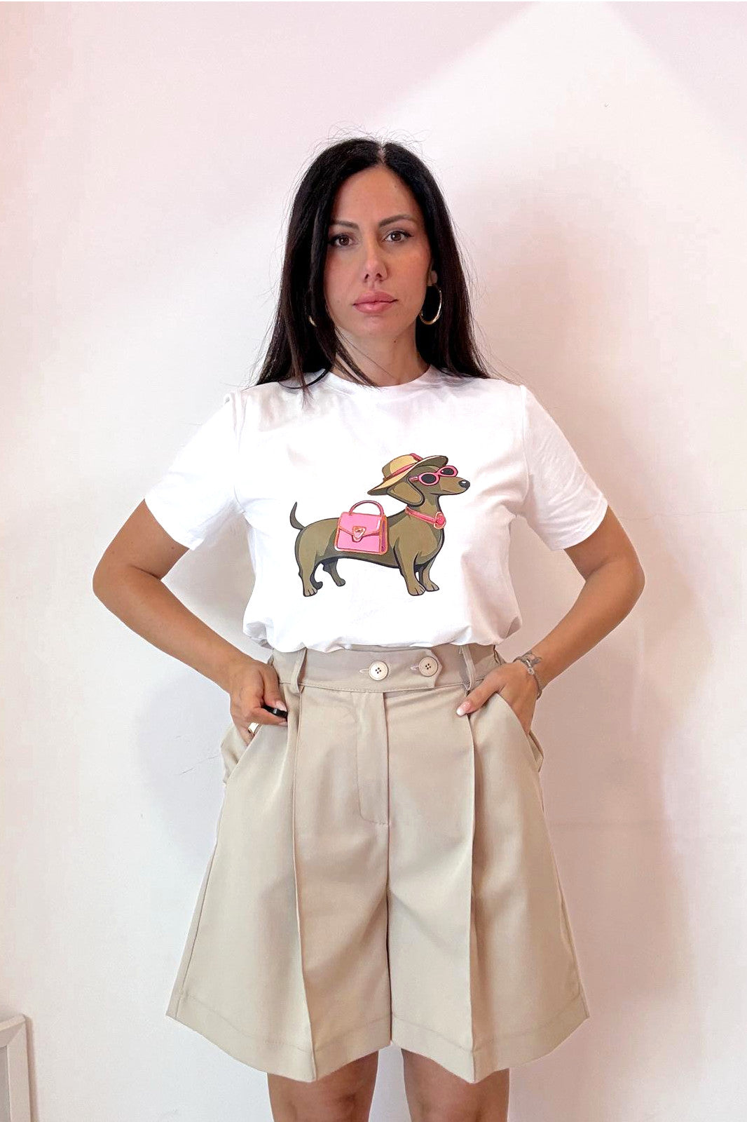 T-shirt bassotto hat