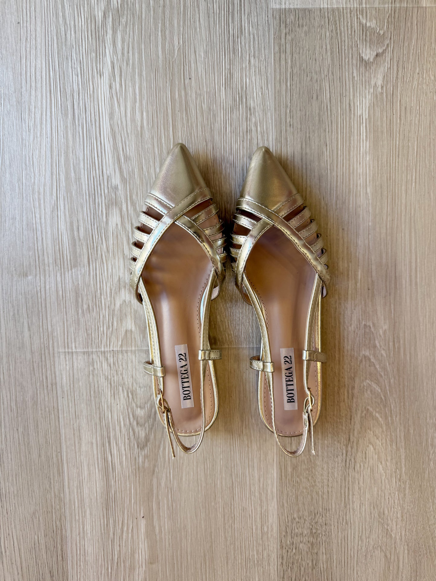 Scarpa bassa oro