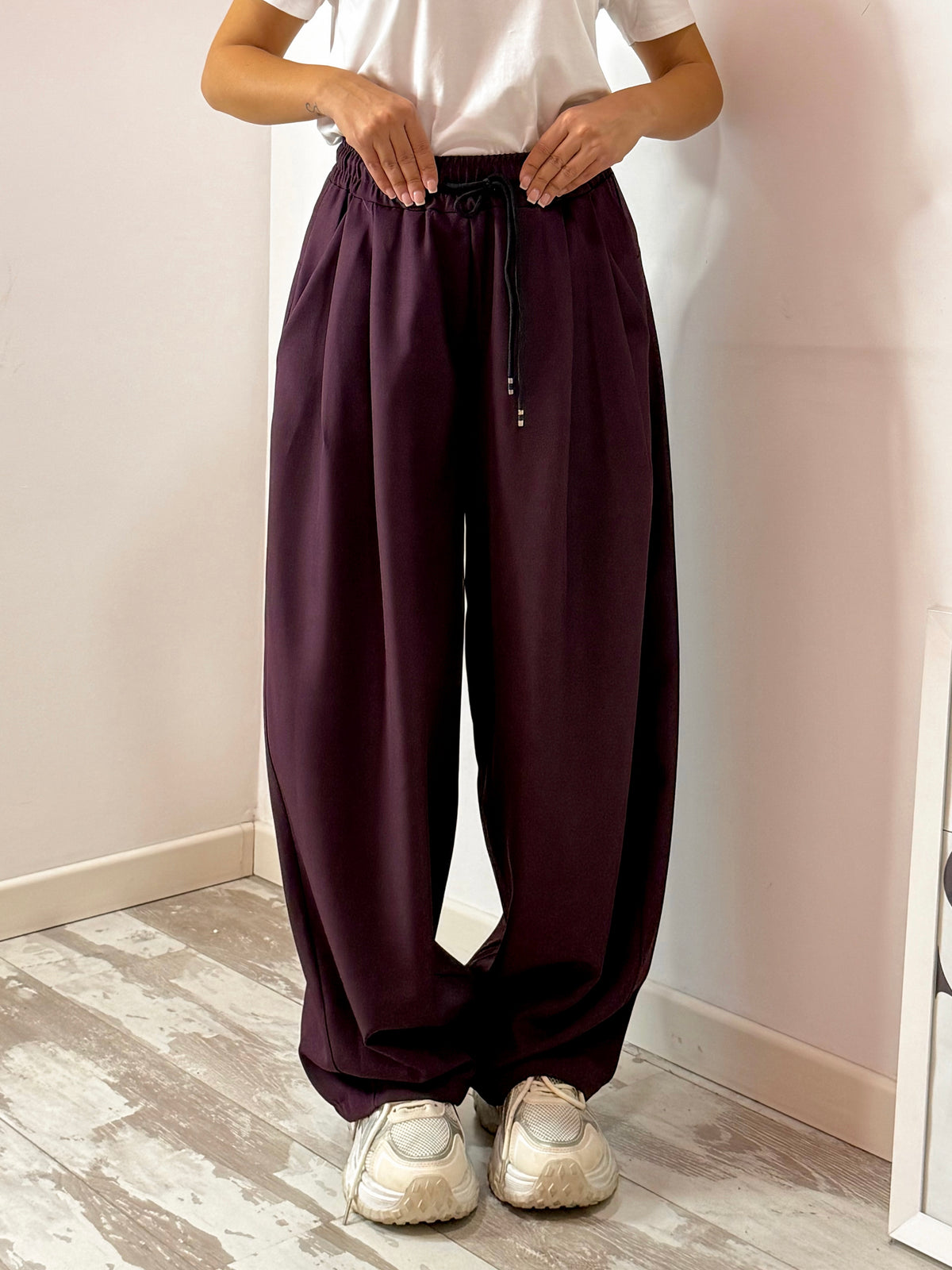 PANTALACCIO VINO