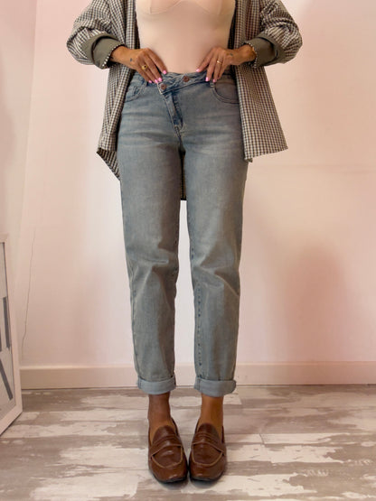 JEANS CHIARO BOTT TRASV 807
