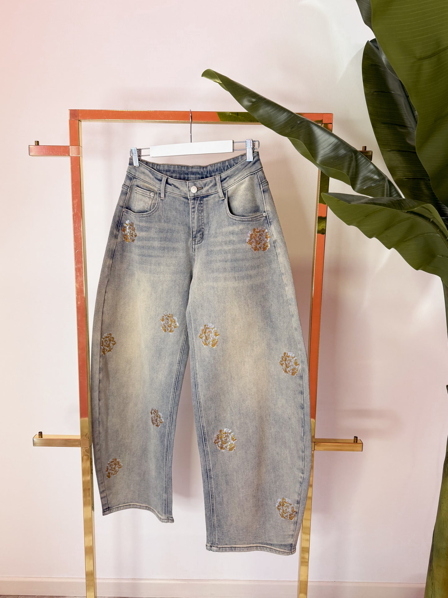 JEANS CON ROSA BRILLANTINI