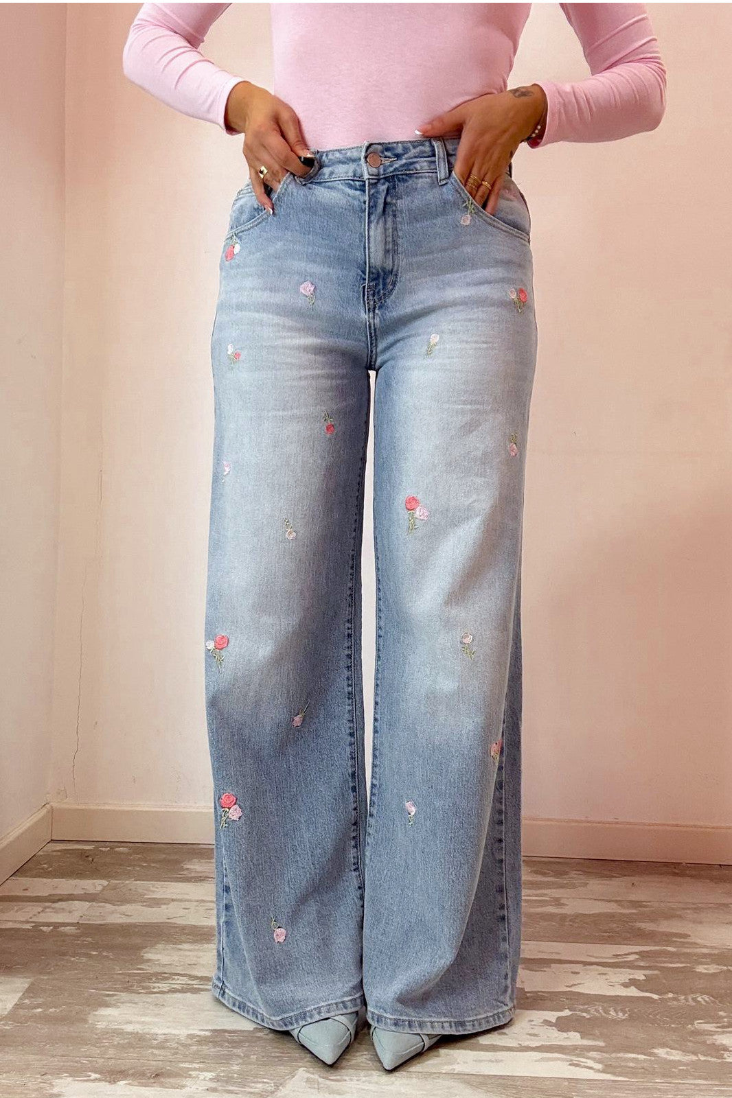 Jeans fiori rosa