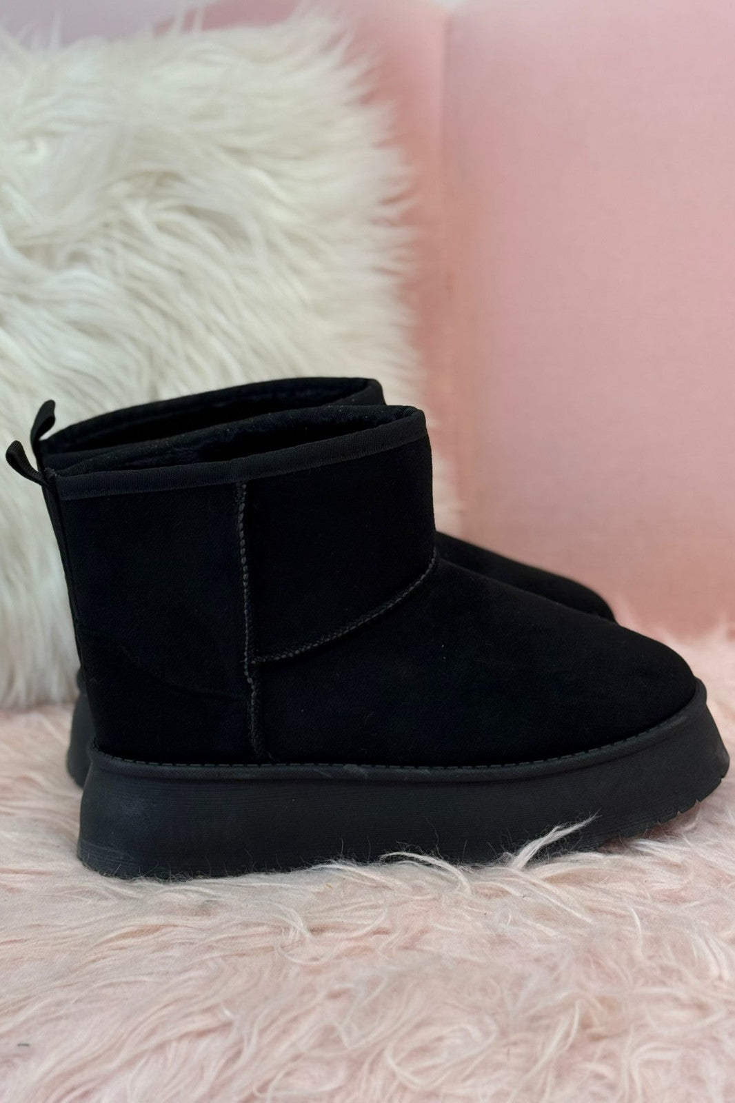 Scarpe hug norwegian black